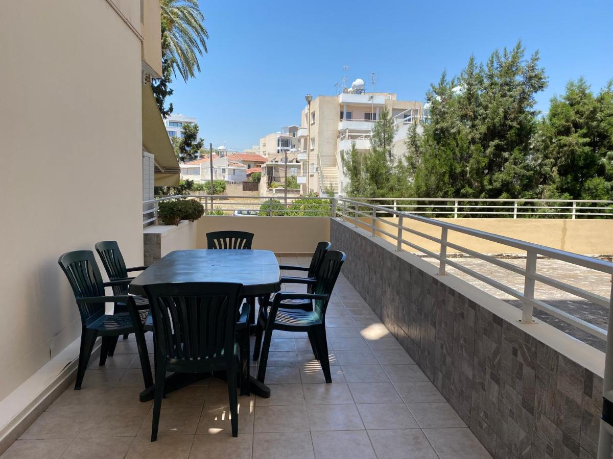 Ferienwohnung Holiday City Center Larnaka Exterior foto