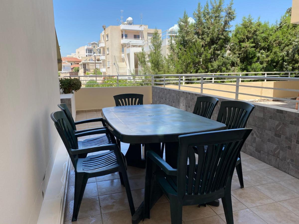 Ferienwohnung Holiday City Center Larnaka Exterior foto